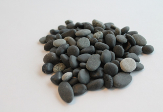 Beach Pebbles Black